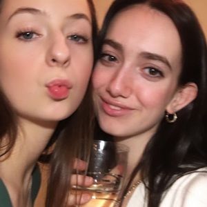 Meet your Posher, Amaya